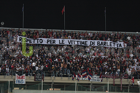  - taranto_striscione_ternana